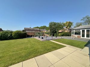 Photo 34- click for photo gallery